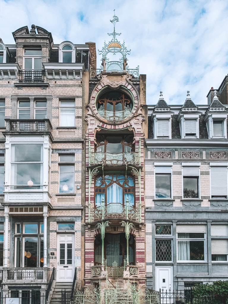 the facade of Maison Saint-Cyr, a famous art-nouveau facade in Brussels