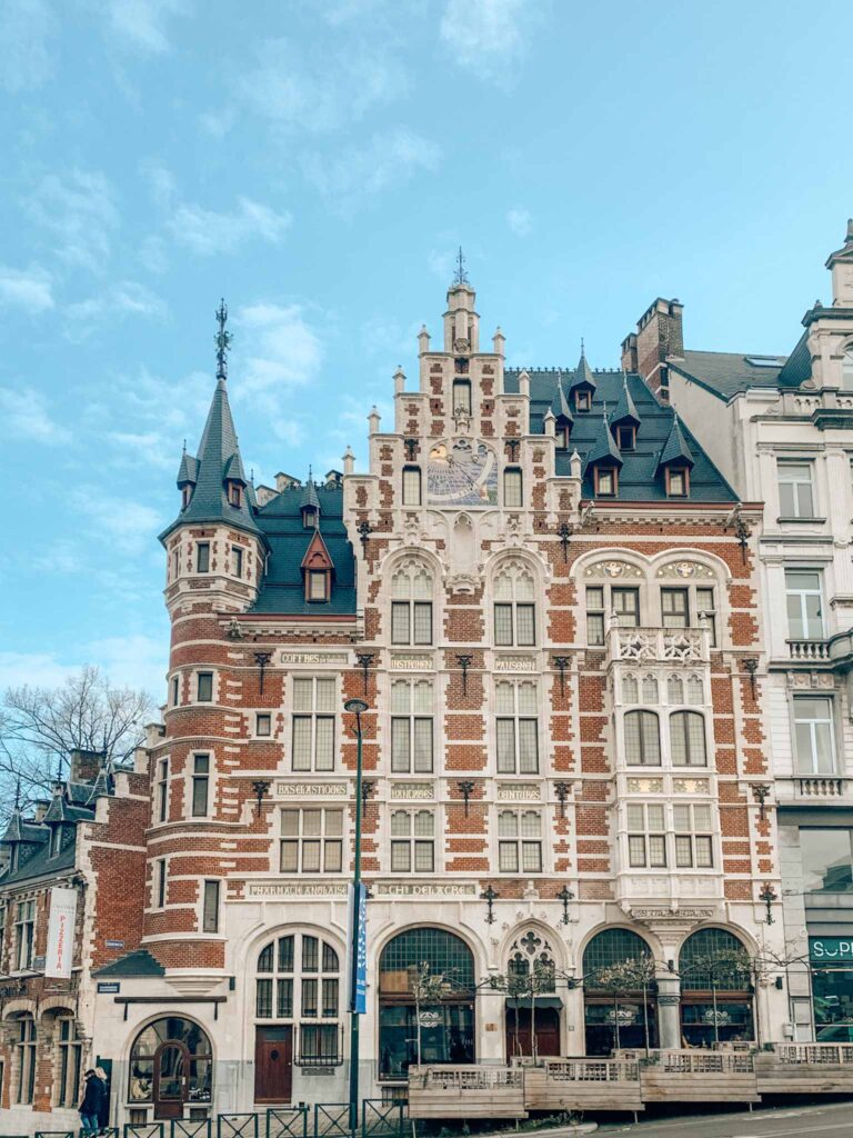 Exterior of La Pharmacie Anglaise, a cocktail bar in Brussels