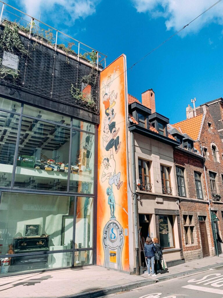 Bob et Bobette mural on the Brussels Comic Book Route