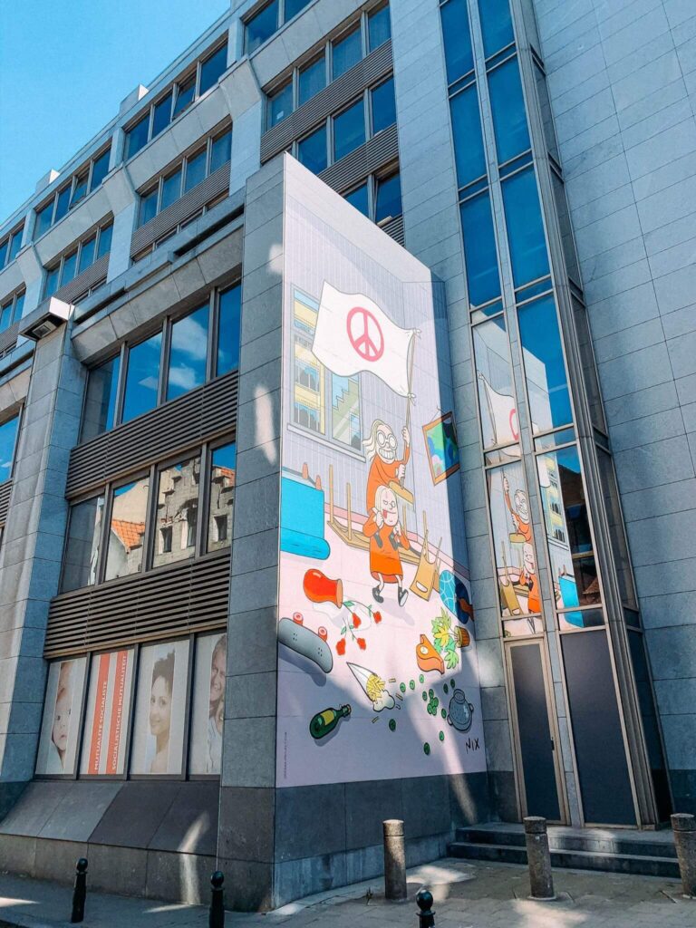 Kinky and Cosy mural on the Brussels Comic Book Route