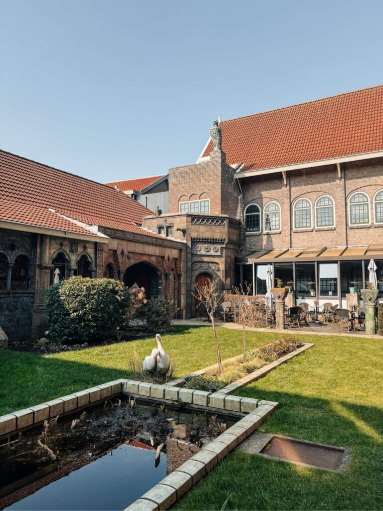Garden courtyard at the Royal Delft Museum.
